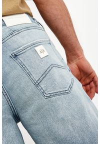 Armani Exchange - Spodenki jeansowe ARMANI EXCHANGE. Materiał: jeans. Wzór: haft, aplikacja #2