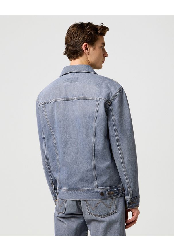 Wrangler - MESKA KURTKA JEANSOWA WRANGLER ANTI FIT JACKET LIGHT ICE 112371446. Materiał: jeans