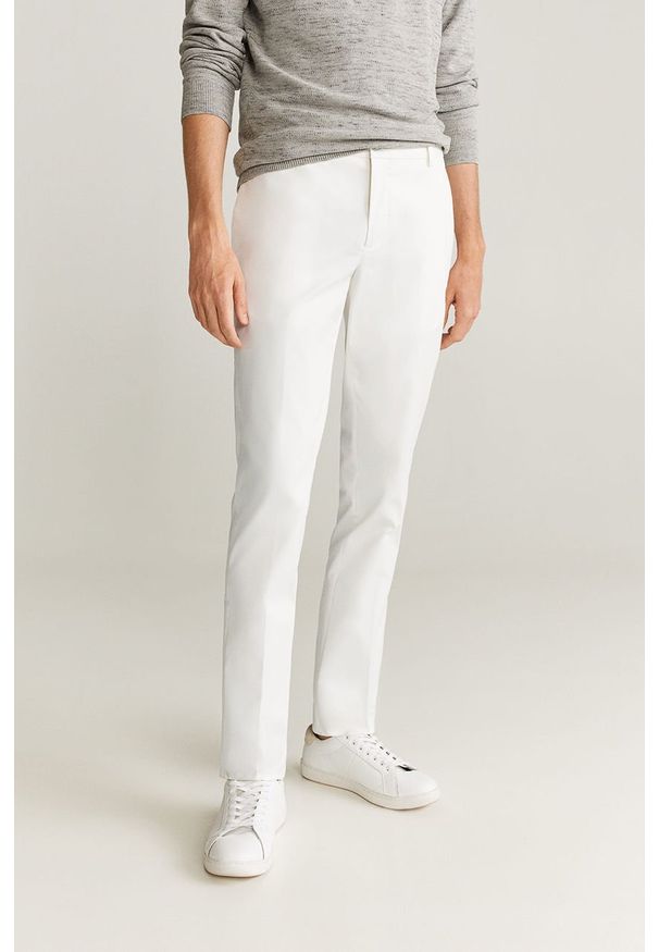Mango Man - Spodnie Dublin. Kolor: biały. Materiał: tkanina, bawełna, materiał, elastan. Wzór: gładki