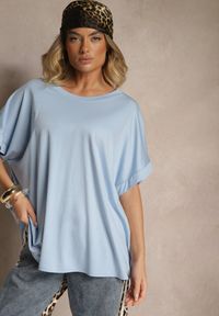 Renee - Niebieski T-shirt z Wiskozą o Fasonie Nietoperza Tanalitha. Okazja: na co dzień. Kolor: niebieski. Materiał: wiskoza. Styl: casual #3