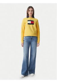 Tommy Jeans Bluza Flag DW0DW22564 Żółty jasny Regular Fit. Kolor: żółty. Materiał: bawełna #5
