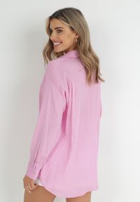 Born2be - Różowa Asymetryczna Koszula z Przezroczystej Tkaniny Camillah. Kolor: różowy. Materiał: tkanina. Długość: długie #5
