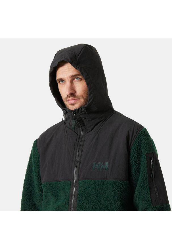 Kurtka z dresu Helly Hansen Patrol Pile. Kolor: wielokolorowy, czarny, zielony. Materiał: dresówka. Sport: turystyka piesza