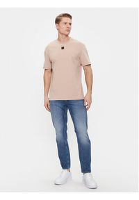 Hugo T-Shirt Dalile 50505201 Beżowy Regular Fit. Kolor: beżowy. Materiał: bawełna