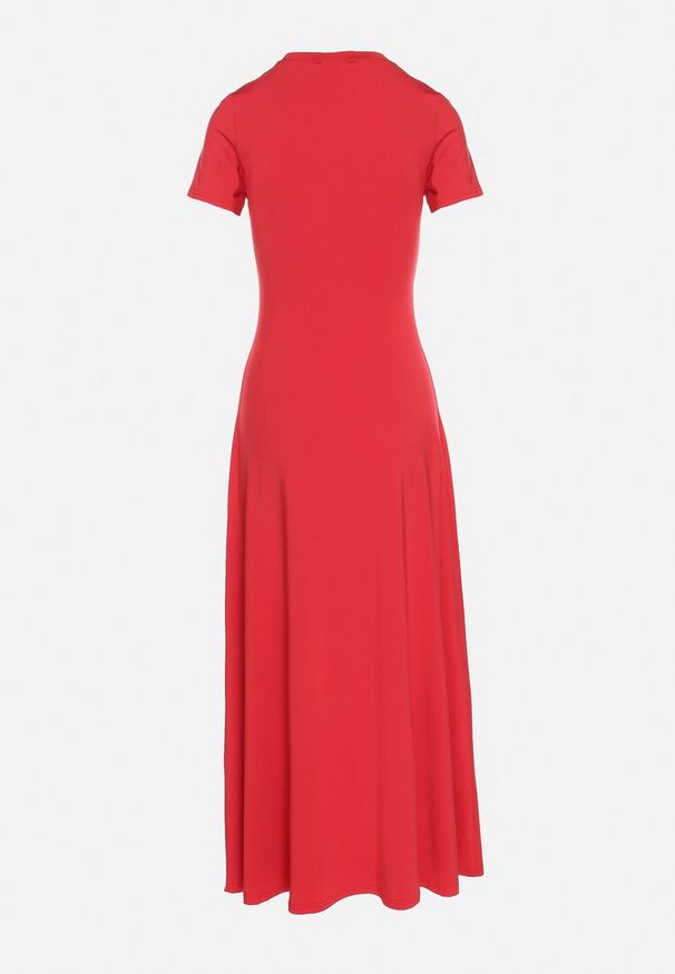 Born2be - Czerwona Sukienka o Taliowanym Kroju z Krótkim Rękawem Liravise. Okazja: na co dzień. Kolor: czerwony. Długość rękawa: krótki rękaw. Sezon: wiosna, lato. Typ sukienki: rozkloszowane. Styl: klasyczny, casual, elegancki