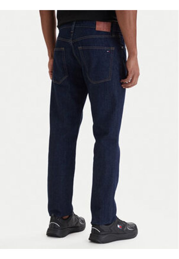 Tommy Jeans Jeansy Scanton DM0DM23063 Granatowy Slim Fit. Kolor: niebieski