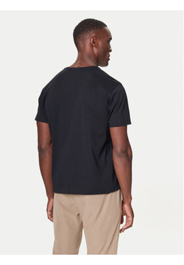 GANT - Gant T-Shirt 2004080 Czarny Regular Fit. Kolor: czarny. Materiał: bawełna