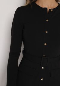 Born2be - Czarna Sukienka Koszulowa z Wiskozą Guzikami i Paskiem Vetienne. Okazja: na co dzień. Kolor: czarny. Materiał: wiskoza. Typ sukienki: koszulowe. Styl: casual #2