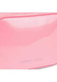 Tommy Jeans Torebka Tjw Ess Must Camera Bag Patent AW0AW15826 Różowy. Kolor: różowy. Materiał: skórzane