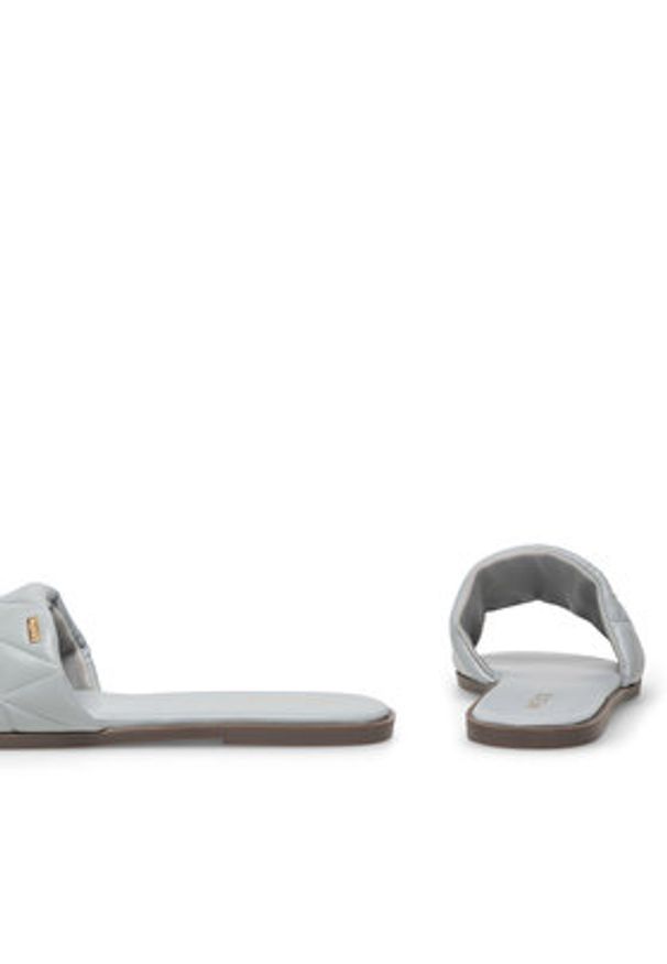 MEXX Klapki WYL021123-02 Niebieski. Kolor: niebieski. Materiał: skóra