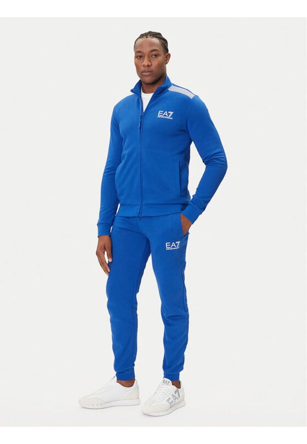 EA7 Emporio Armani Dres 7M000966 AF10377 UB087 Niebieski Slim Fit. Kolor: niebieski. Materiał: bawełna