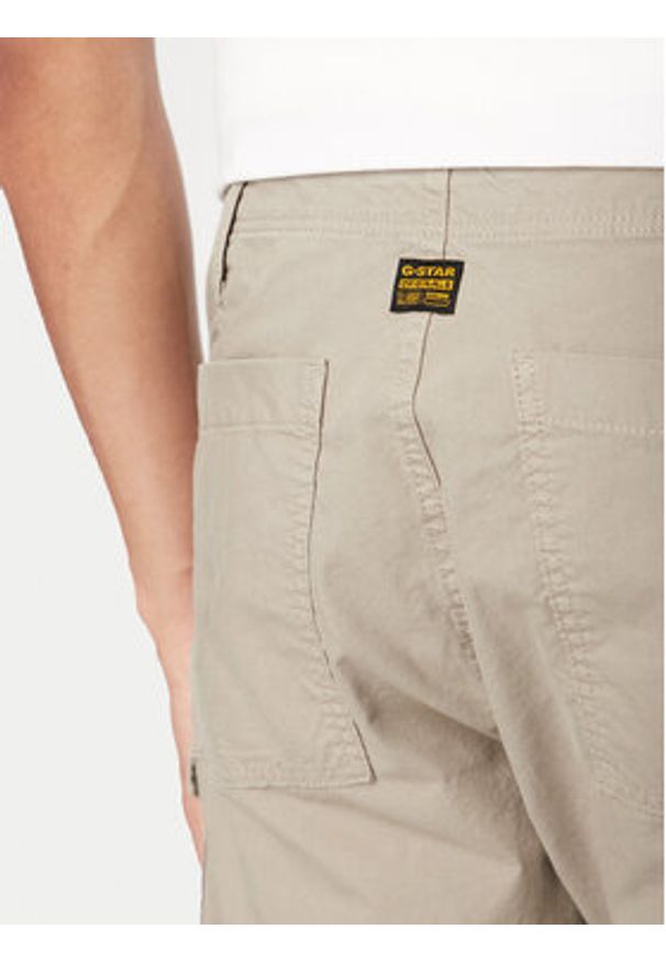 G-Star RAW - G-Star Raw Spodnie materiałowe D28376-D388 Beżowy jasny Regular Fit. Kolor: beżowy. Materiał: bawełna