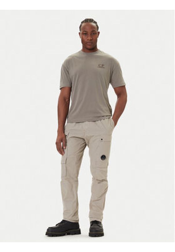 C.P. Company T-Shirt 19CMTS103A005100W Khaki Regular Fit. Kolor: brązowy. Materiał: bawełna