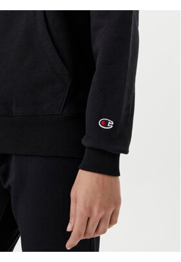 Champion Bluza 118097 Czarny Slim Fit. Kolor: czarny. Materiał: syntetyk