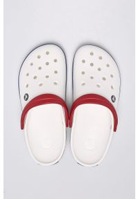 Crocs - Klapki. Nosek buta: okrągły. Kolor: biały. Materiał: syntetyk, materiał, guma. Wzór: gładki #2