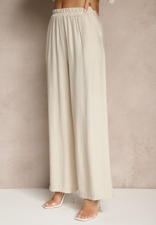 Renee - Beżowy Wiskozowy Komplet Oversize Koszula i Spodnie Wide Leg Zierana. Kolor: beżowy. Materiał: wiskoza