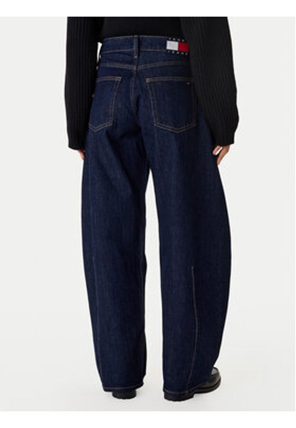 Tommy Jeans Jeansy Ella DW0DW22617 Granatowy Barrel Fit. Kolor: niebieski