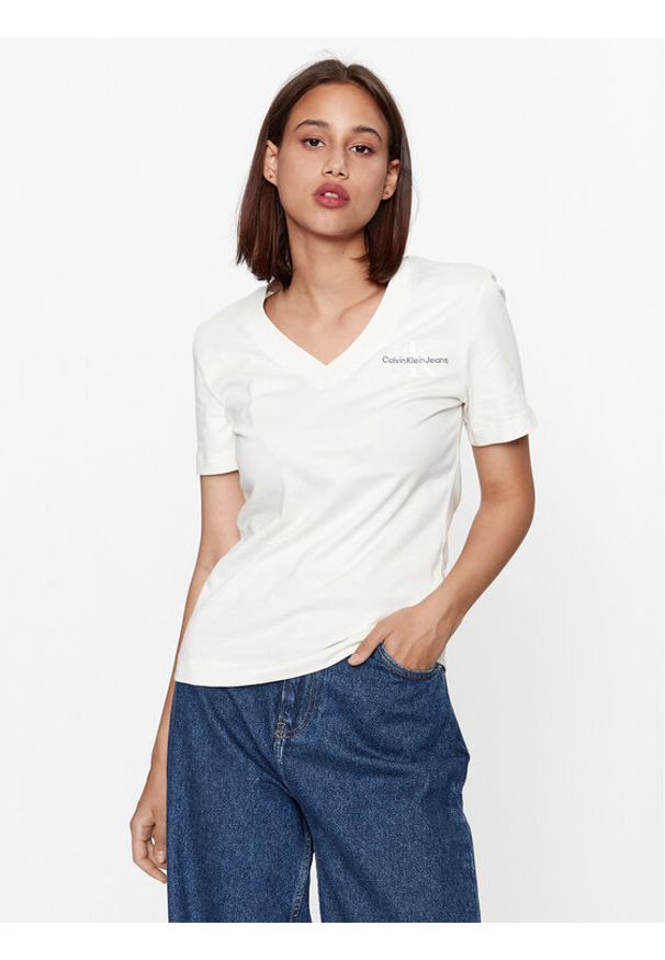 Calvin Klein Jeans T-Shirt J20J221429 Écru Regular Fit. Materiał: bawełna