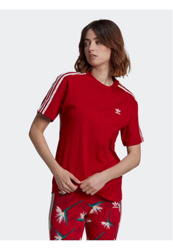 Adidas - adidas T-Shirt THEBE MAGUGU HK5209 Czerwony Regular Fit. Kolor: czerwony. Materiał: bawełna