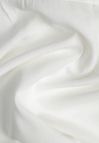 Renee - Biała Rozkloszowana Spódnica Maxi z Wiskozy z Materiałowymi Paskami Wintelis. Okazja: na spotkanie biznesowe, na co dzień, na imprezę. Kolor: biały. Materiał: wiskoza, materiał. Wzór: kolorowy, paski. Sezon: lato. Styl: elegancki, biznesowy, wakacyjny, casual #5