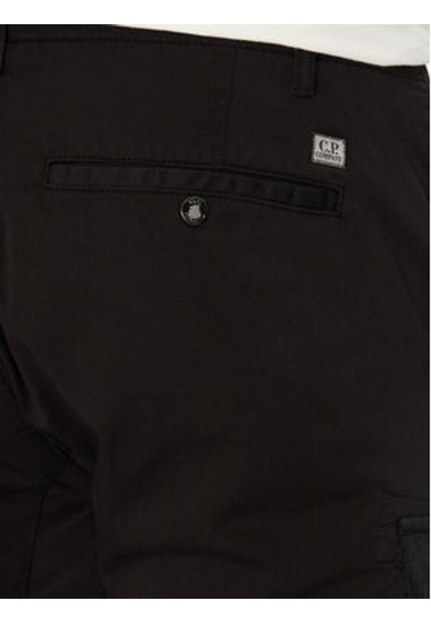 C.P. Company Szorty materiałowe 18CMBE116A005694G Czarny Regular Fit. Kolor: czarny. Materiał: bawełna