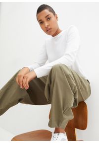 bonprix - Spodnie z bawełnianego diagonalu z domieszką elastanu. Kolor: zielony. Materiał: elastan, bawełna, materiał. Sezon: lato #3