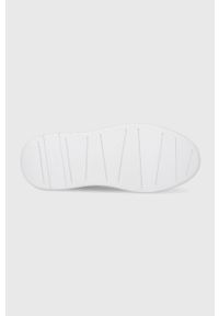 Armani Exchange sneakersy skórzane kolor czarny XUX123 XV534 00002. Nosek buta: okrągły. Zapięcie: sznurówki. Kolor: czarny. Materiał: skóra. Obcas: na obcasie. Wysokość obcasa: niski #3