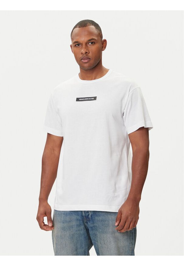 Versace Jeans Couture T-Shirt 79GAHT06 CJ00T Biały Regular Fit. Kolor: biały. Materiał: bawełna