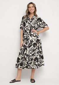 Born2be - Czarna Wiskozowa Rozkloszowana Sukienka z Falbaną Filindania. Okazja: na co dzień. Kolor: czarny. Materiał: wiskoza. Styl: elegancki, casual #1