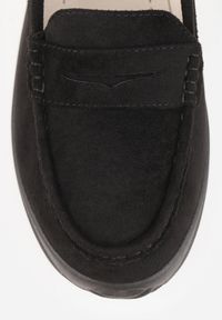 Renee - Czarne Mokasyny z Ekozamszu na Platformie Ozdobione Paseczkiem Adrancia. Kolor: czarny. Materiał: zamsz. Wzór: aplikacja. Obcas: na platformie #3