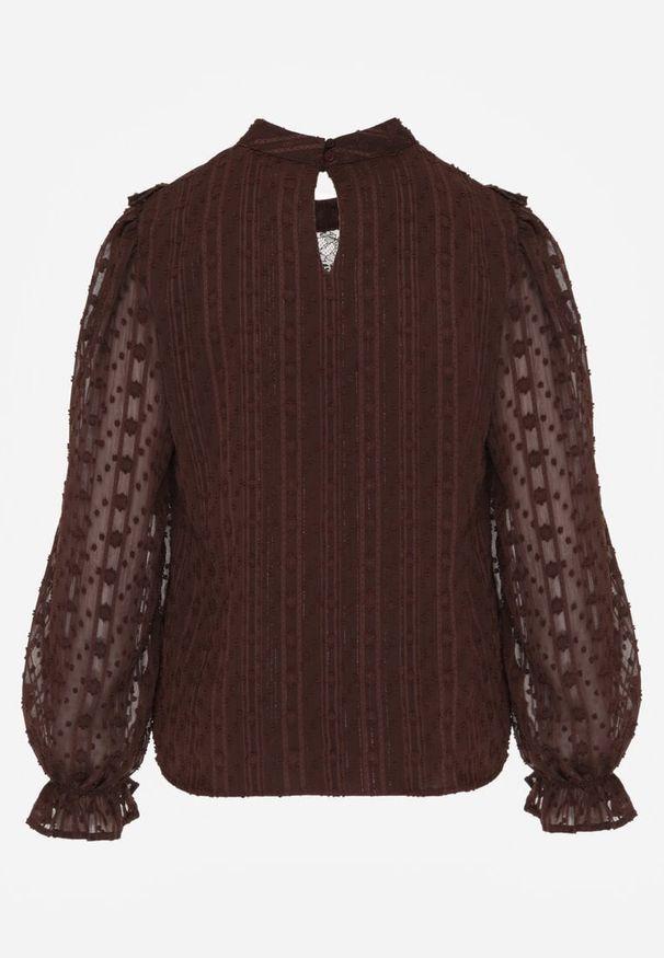 Born2be - Brązowa Bluzka Zdobiona Koronką Falbankami i Metaliczną Nicią Feralea. Okazja: na co dzień, na spotkanie biznesowe, do pracy. Typ kołnierza: kołnierz z falbankami. Kolor: brązowy. Materiał: koronka. Wzór: aplikacja, koronka. Styl: casual, biznesowy, elegancki