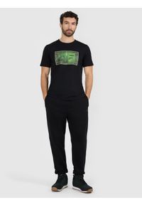 4f - 4F T-shirt regular z nadrukiem męski - czarny XL. Okazja: na co dzień. Kolor: czarny. Materiał: materiał, dzianina, bawełna. Wzór: nadruk. Styl: casual #2
