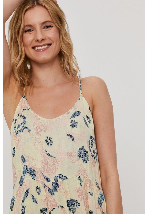 Vero Moda - Sukienka. Kolor: zielony. Materiał: tkanina. Długość rękawa: na ramiączkach. Typ sukienki: rozkloszowane