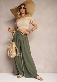 Renee - Ciemnozielone Spodnie High Waist z Szerokimi Nogawkami i Gumką w Pasie Risabessa. Okazja: na co dzień. Stan: podwyższony. Kolor: zielony. Styl: elegancki, casual