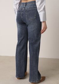 Born2be - Niebieskie Jeansy z Wysokim Stanem i Szerokimi Nogawkami Henivia. Okazja: na co dzień. Stan: podwyższony. Kolor: niebieski. Styl: casual, elegancki, klasyczny #5