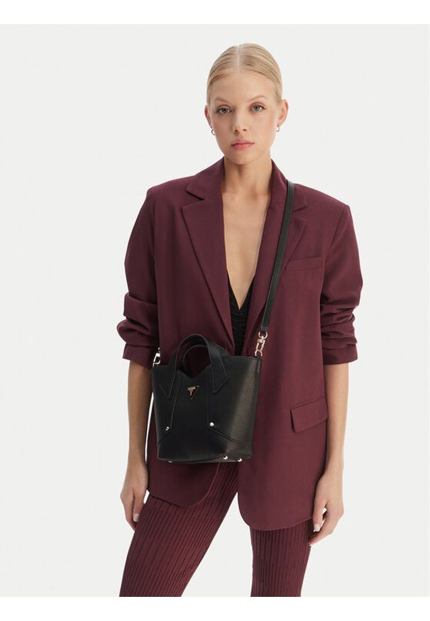 Guess Torebka 181016 Czarny. Kolor: czarny. Materiał: skórzane
