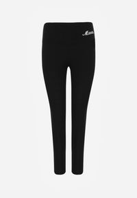 Born2be - Czarne Legginsy w Prążki z Wysokim Stanem Ozdobione Haftowanym Napisem Aegerine. Okazja: na co dzień. Stan: podwyższony. Kolor: czarny. Materiał: wiskoza, prążkowany. Wzór: prążki, aplikacja, napisy, haft. Styl: elegancki, casual, sportowy #4