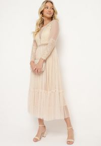 Born2be - Ciemnobeżowa Sukienka Maxi o Rozkloszowanym Fasonie z Ozdobną Koronką i Tiulem Steilla. Kolor: beżowy. Materiał: tiul, koronka. Wzór: koronka. Długość: maxi #3