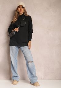 Renee - Czarna Bluza z Kapturem Foss. Typ kołnierza: kaptur. Kolor: czarny. Materiał: polar, dzianina. Długość rękawa: długi rękaw. Długość: długie. Wzór: jednolity #4