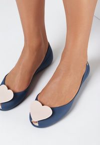 Born2be - Granatowo-Beżowe Balerinki Deucixi. Nosek buta: okrągły. Kolor: niebieski. Materiał: guma. Szerokość cholewki: normalna. Wzór: aplikacja