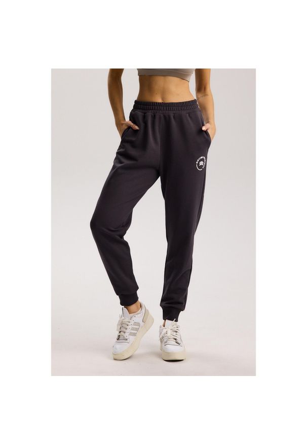 ROUGH RADICAL - Damskie spodnie dresowe Rough Radical Cotton Active Joggers. Kolor: szary. Materiał: dresówka. Sport: fitness