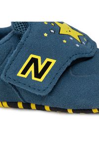 New Balance Kapcie CV574CHL Granatowy. Kolor: niebieski. Materiał: zamsz, skóra