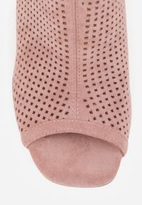 Born2be - Różowe Ażurowe Sandały Vices na Obcasie z Odkrytymi Noskami Zeniri. Okazja: na imprezę, na co dzień. Kolor: różowy. Materiał: jeans. Wzór: ażurowy. Sezon: wiosna, lato. Obcas: na obcasie. Styl: casual. Wysokość obcasa: średni #7