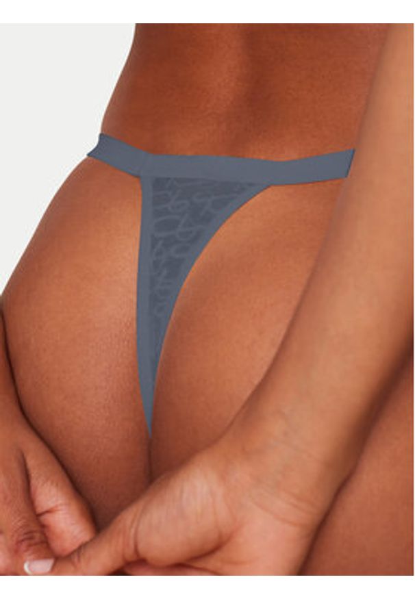 Triumph Stringi Signature Sheer 10216494 Niebieski. Kolor: niebieski. Materiał: syntetyk