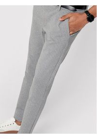Only & Sons Chinosy Mark 22013727 Szary Slim Fit. Kolor: szary. Materiał: syntetyk