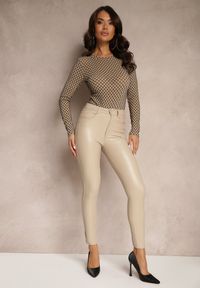 Renee - Beżowe Spodnie o Kroju Skinny z Ekoskóry Zorlemi. Okazja: na co dzień. Stan: podwyższony. Kolor: beżowy. Materiał: koronka. Styl: casual, elegancki