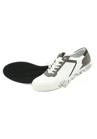 Buty sportowe Badura 3361 białe czarne szare. Kolor: czarny, biały, szary, wielokolorowy. Materiał: materiał, skóra. Styl: sportowy #2