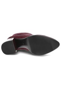 Bordowe Botki S.Barski Stylowe Buty Damskie. Zapięcie: zamek. Kolor: czerwony. Materiał: zamsz. Wzór: aplikacja, kratka. Obcas: na obcasie. Styl: elegancki. Wysokość obcasa: średni #4