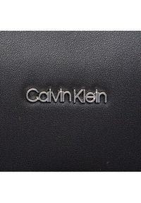 Calvin Klein Torebka Ck Must Shopper Lg W/Slip Pkt K60K609860 Czarny. Kolor: czarny. Materiał: skórzane