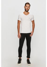 Guess Jeans - T-shirt. Okazja: na co dzień. Kolor: biały. Materiał: jeans. Styl: casual